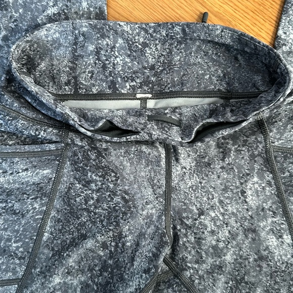 Lululemon Tight Stuff Tight II Size 4 in Area Ice Grey - Picture 9 of 15